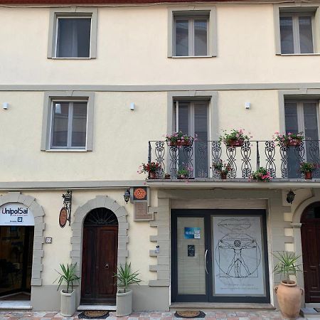 L'Arco B&B Di Charme Пассиньяно-суль-Тразимено Экстерьер фото